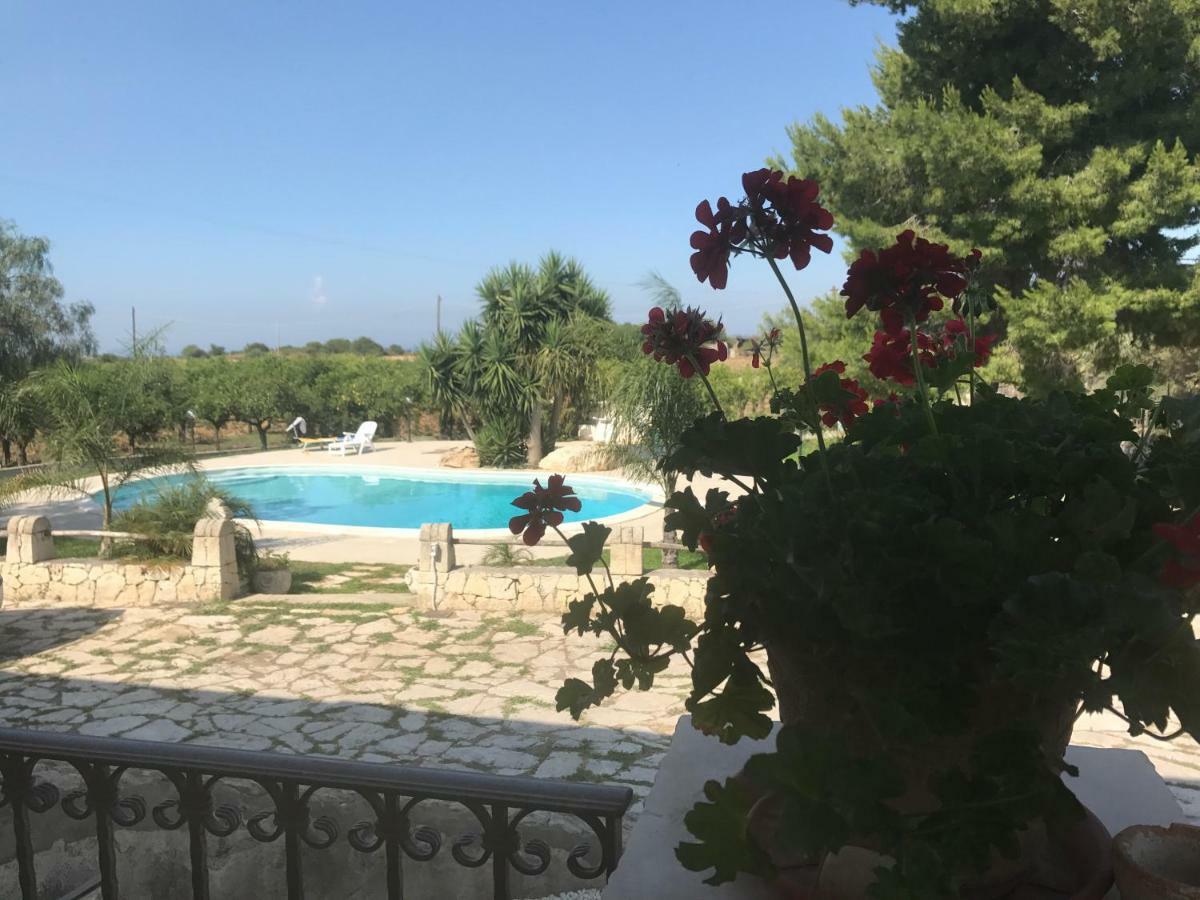 Villa Rosa - Ai Piedi Dell'Etna Brucoli Exterior foto