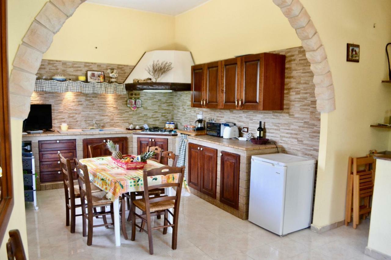 Villa Rosa - Ai Piedi Dell'Etna Brucoli Exterior foto